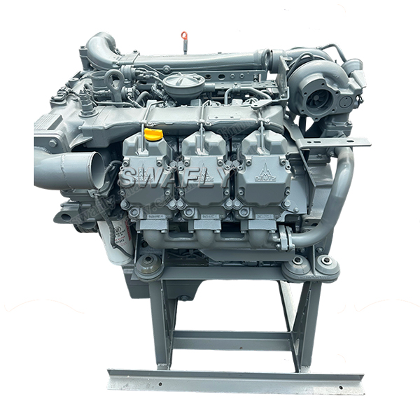 Deutz TCD 2015 V06 Motor Montajı